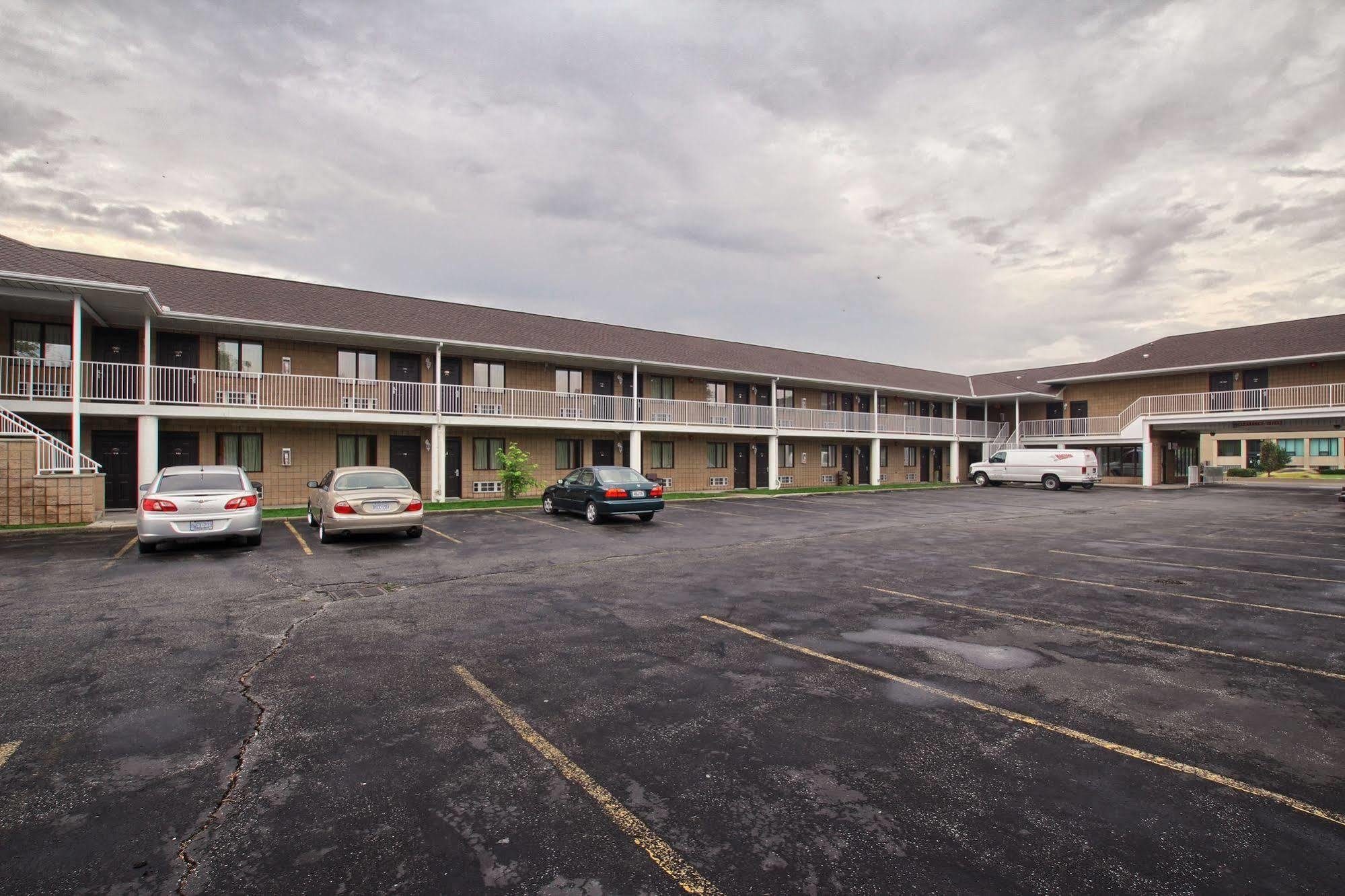 Motel 6 Windsor Ontario Exterior photo